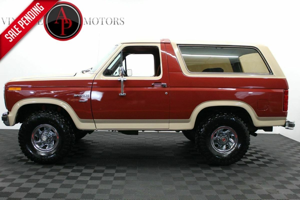 1986 Red Ford Bronco --