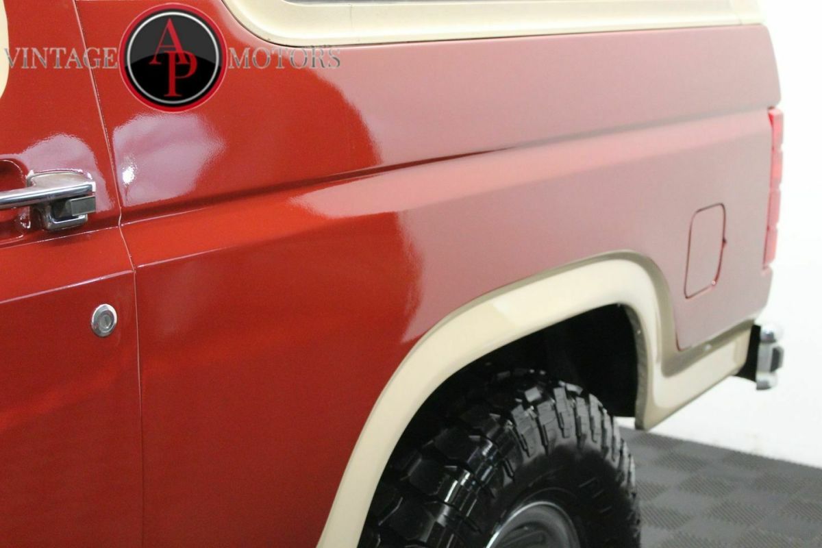 1986 Red Ford Bronco --