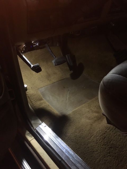 1986 Brown Ford Bronco SUV