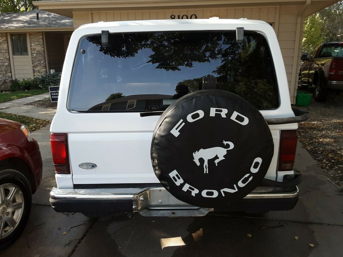1986 White Ford Bronco II SUV