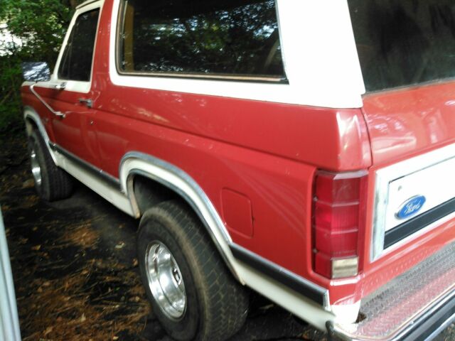 1986 Ford Bronco SUV