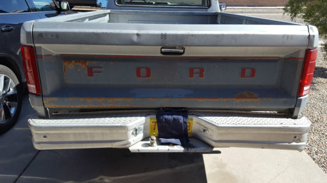 1986 Black Ford F-150 --