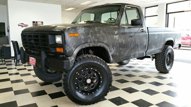 1986 Black Ford F-150 Crew Cab Pickup