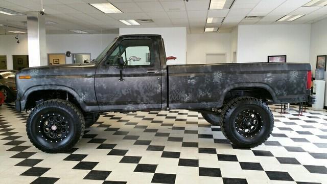 1986 Black Ford F-150 Crew Cab Pickup