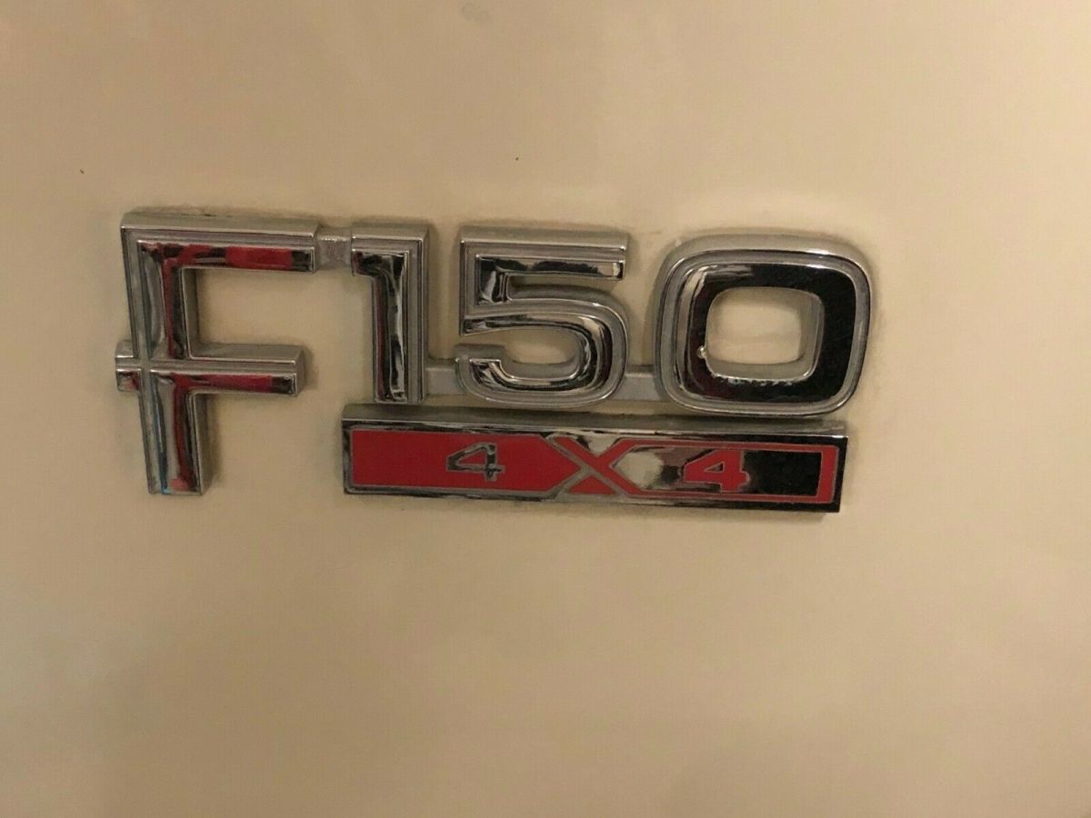 1986 White Ford F-150