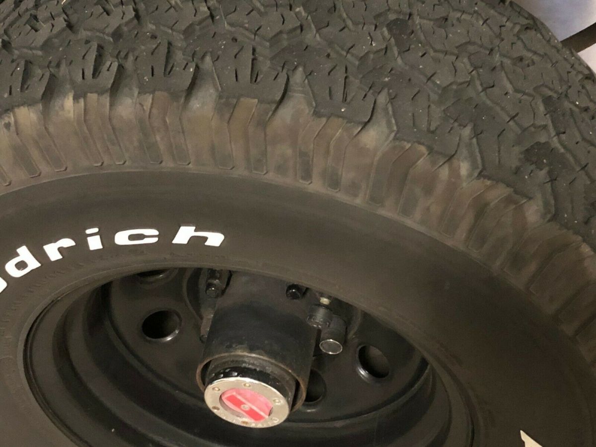 1986 White Ford F-150