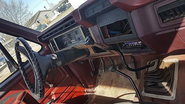 1986 Red Ford F-150 Flare Side Pickup