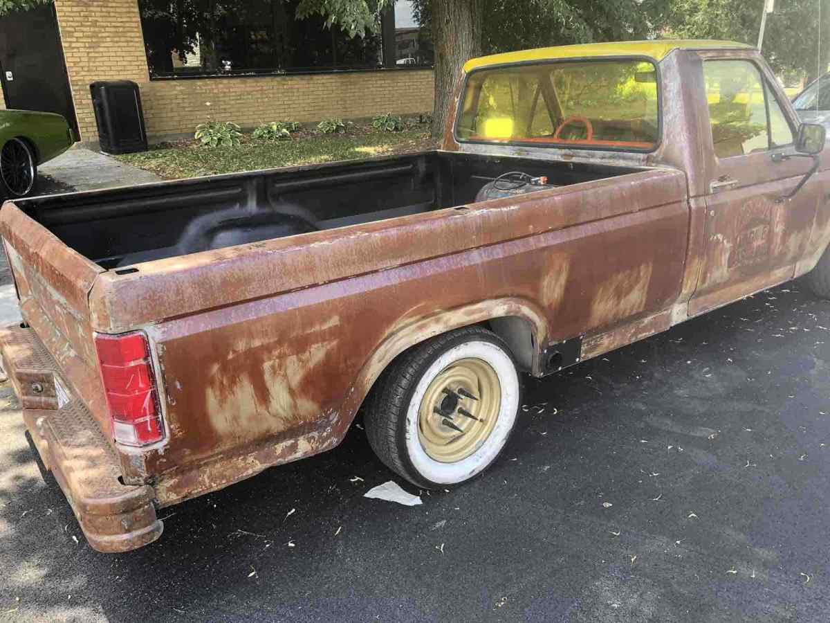 1986 Orange Ford F-150 Pickup