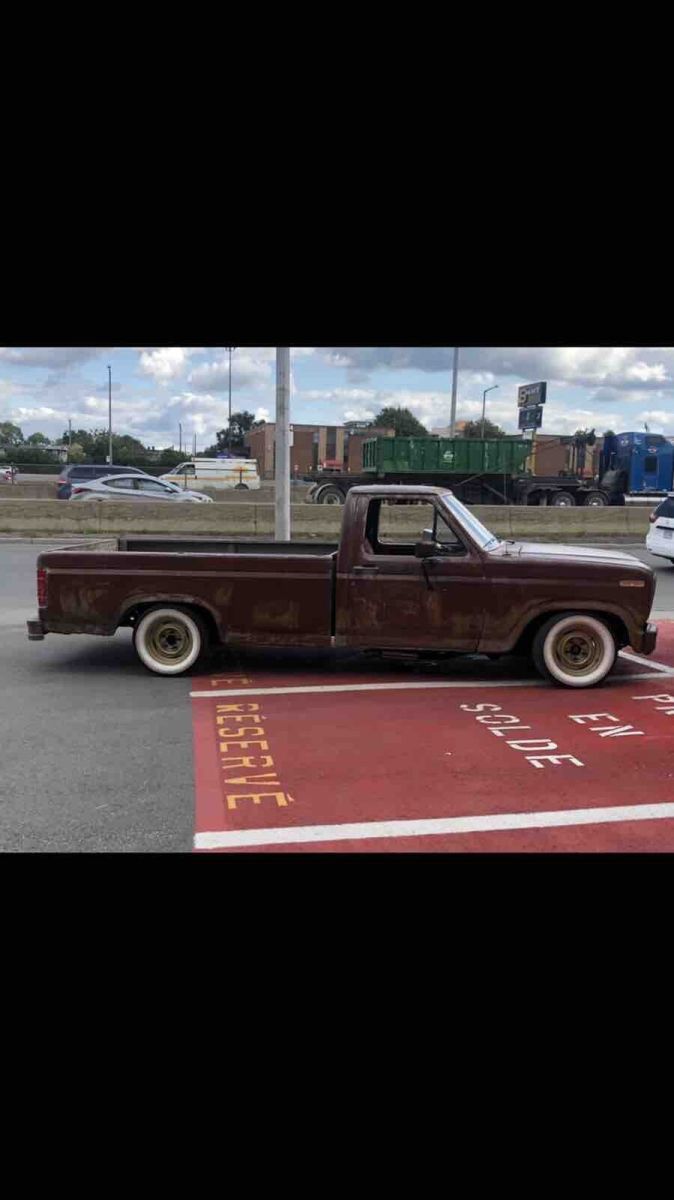 1986 Orange Ford F-150 Pickup