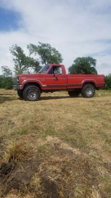 1986 Red Ford F-150 Pickup