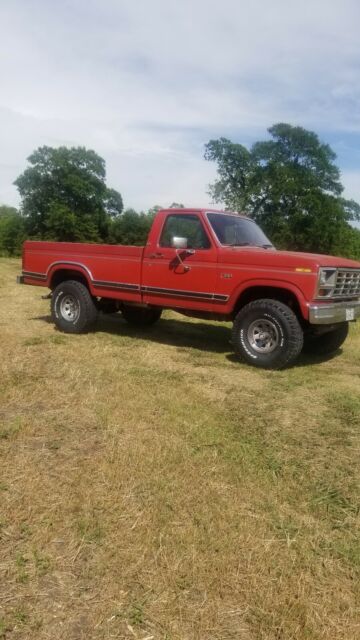 1986 Red Ford F-150 Pickup