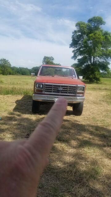 1986 Red Ford F-150 Pickup