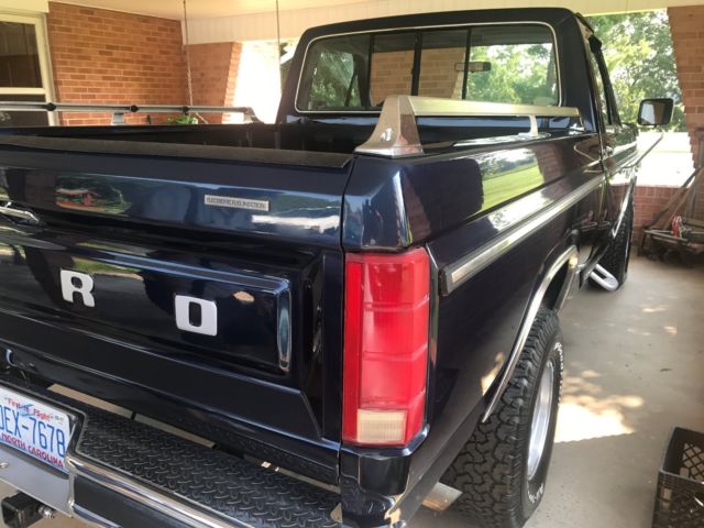 1986 Blue Ford F-150 Standard Cab Pickup