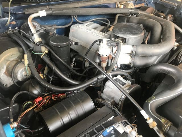 1986 Blue Ford F-150 Standard Cab Pickup