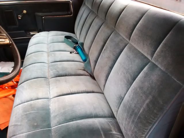 1986 Blue & White Ford F-150 Standard Cab Pickup