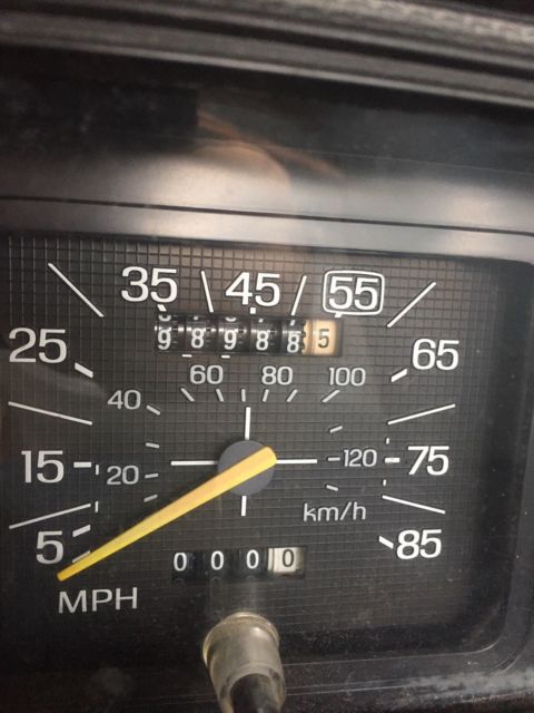 1986 Gray Ford F-150 Standard Cab Pickup