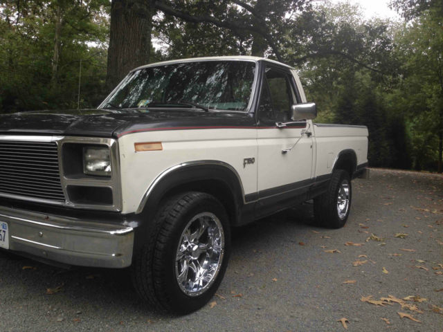 1986 White Ford F-150