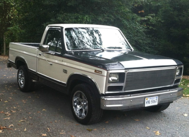 1986 White Ford F-150