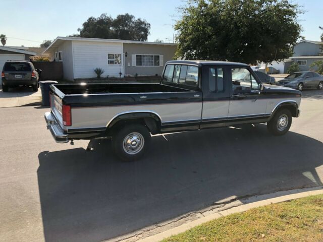 1986 Black Ford F-150 Standard Cab Pickup
