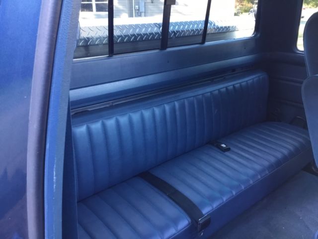 1986 Blue Ford F-250 Extended Cab Pickup