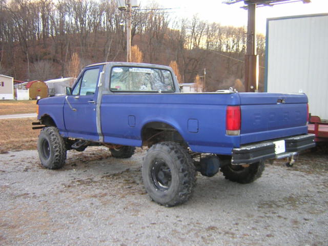 1986 Blue Ford F-250