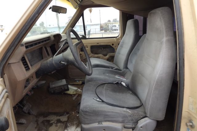 1986 Brown Ford F-250 Extended Cab Pickup