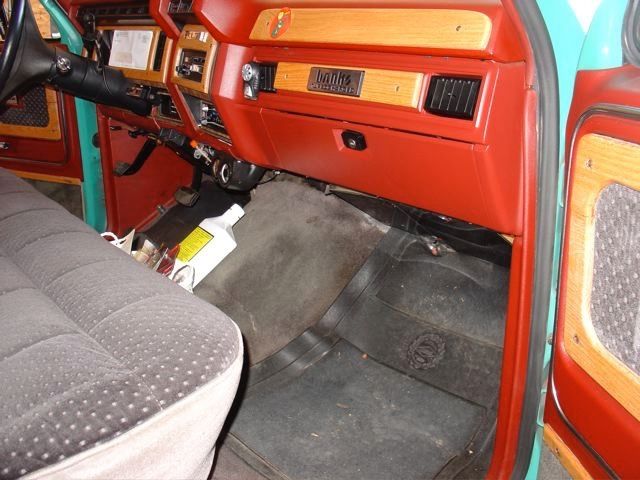 1986 Green Ford F-250 Extended Cab Pickup