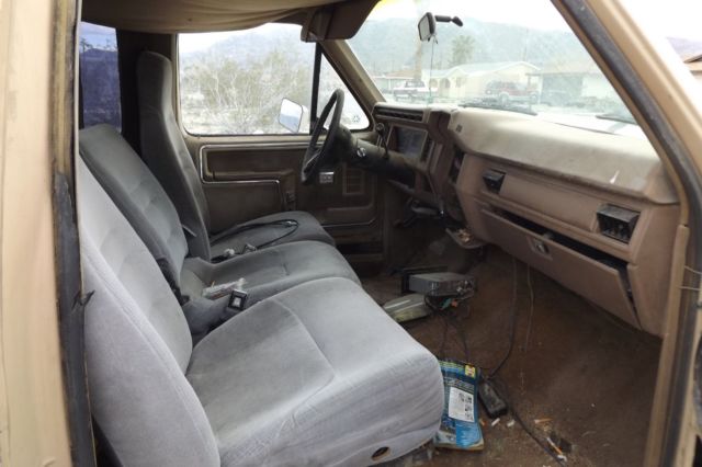 1986 Brown Ford F-250 Extended Cab Pickup