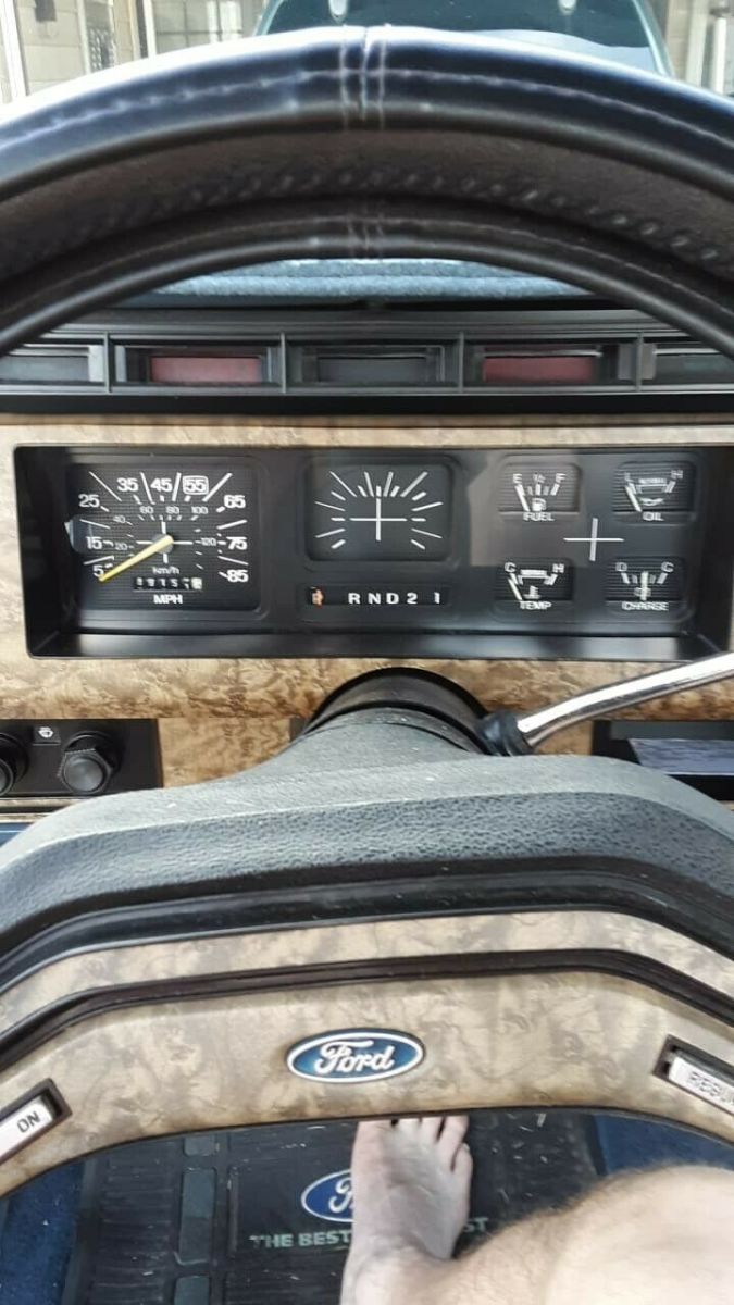 1986 Blue Ford F-250 Standard Cab Pickup