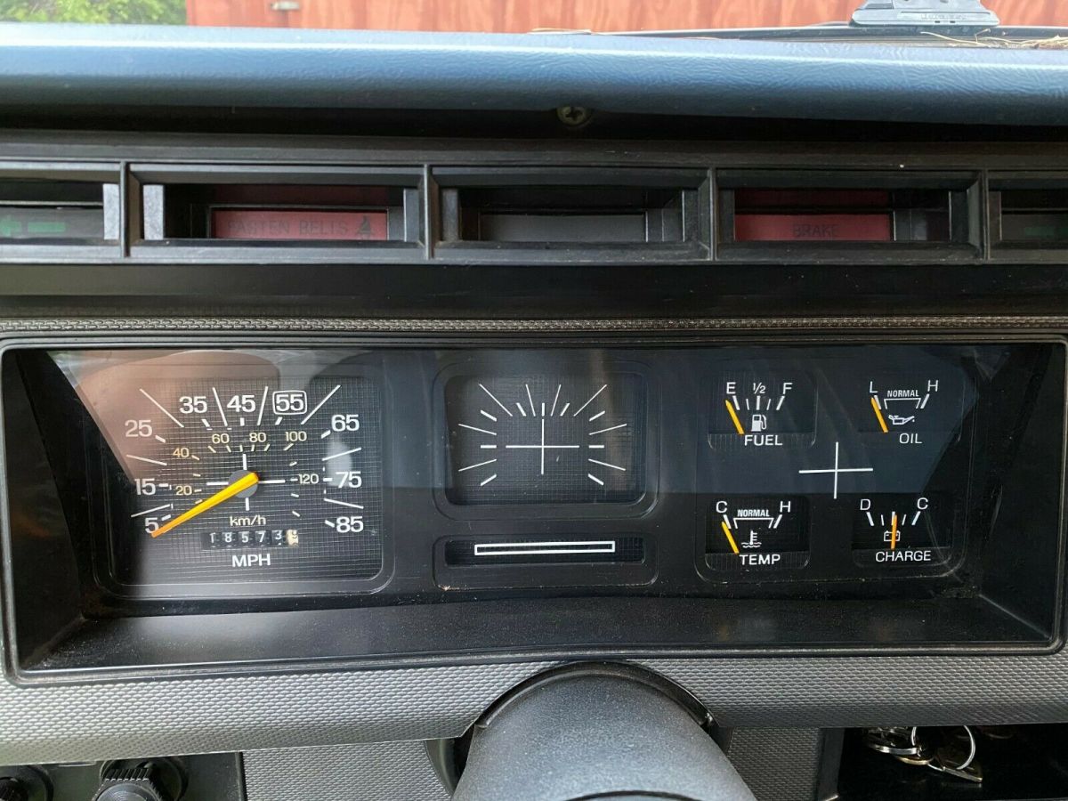 1986 White Ford F-350 Crew Cab Pickup
