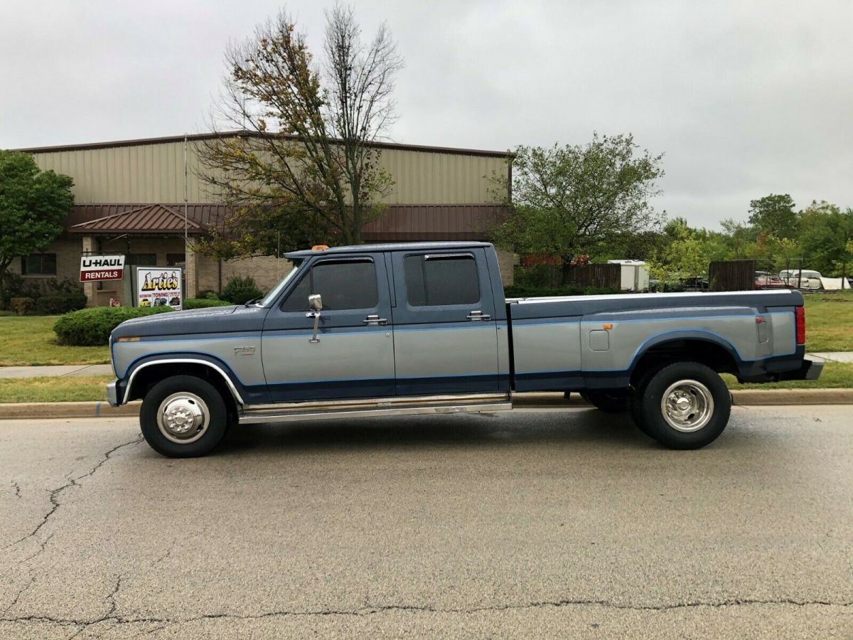 1986 Blue Ford F-350