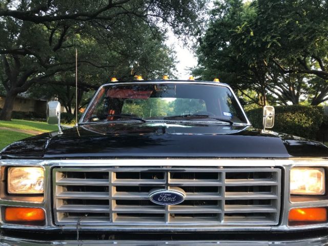 1986 Black Ford F-250 Extended Cab Pickup