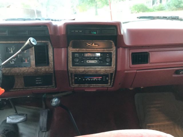 1986 Black Ford F-250 Extended Cab Pickup