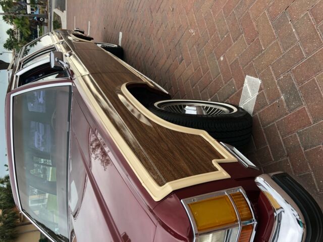 1986 Burgundy Ford Crown Victoria