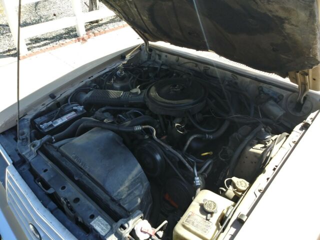 1986 Beige /  Tan Ford LTD Wagon