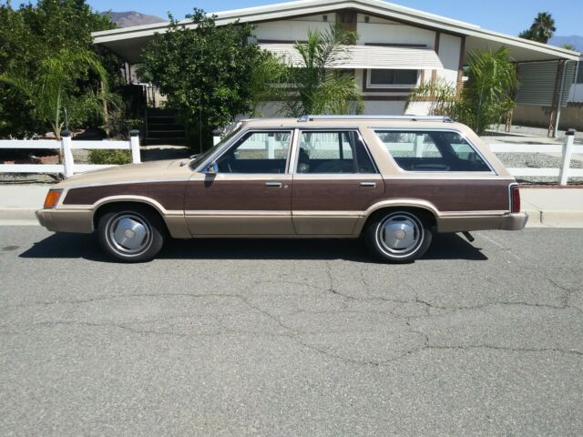 1986 Beige /  Tan Ford LTD Wagon