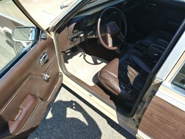 1986 Beige /  Tan Ford LTD Wagon