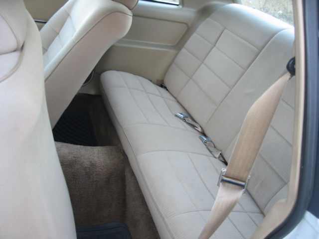 1986 White Ford Mustang Coupe