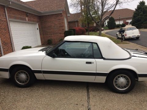 1986 White Ford Mustang Convertible