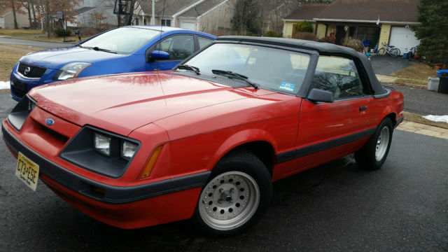 1986 Red Ford Mustang 2 Door
