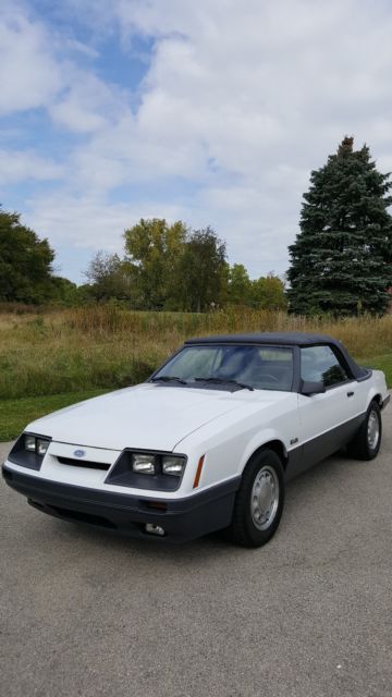 1986 White Ford Mustang Convertible