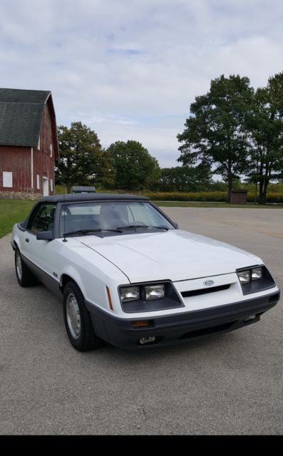 1986 White Ford Mustang Convertible