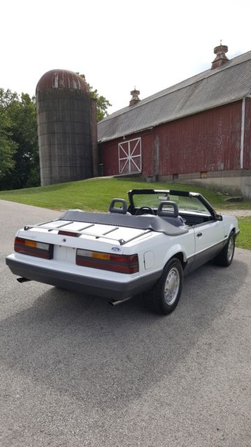 1986 White Ford Mustang Convertible