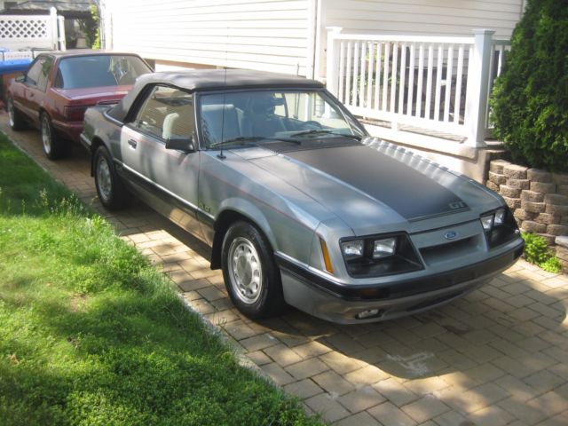 1986 Gray Ford Mustang Convertible