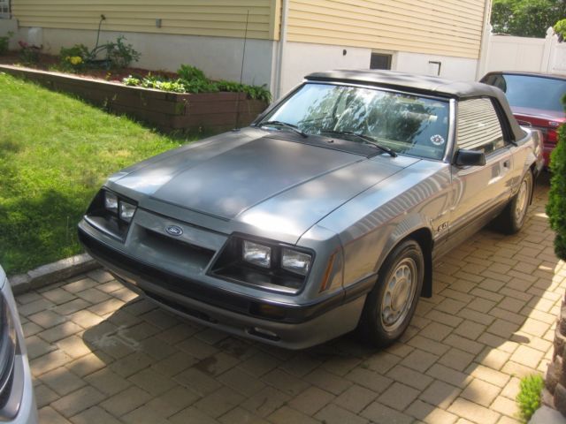 1986 Gray Ford Mustang Convertible