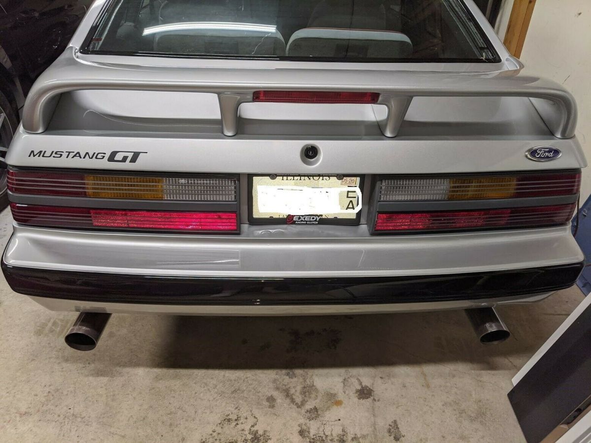 1986 Silver Ford Mustang Hatchback