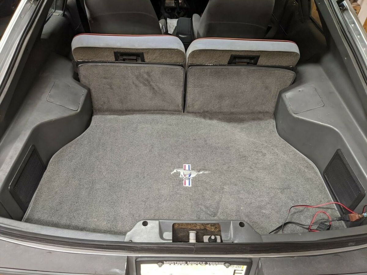 1986 Silver Ford Mustang Hatchback