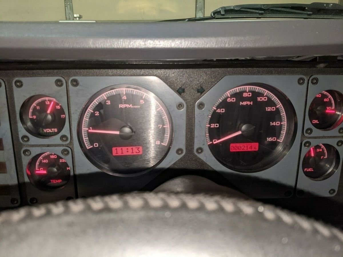 1986 Silver Ford Mustang Hatchback