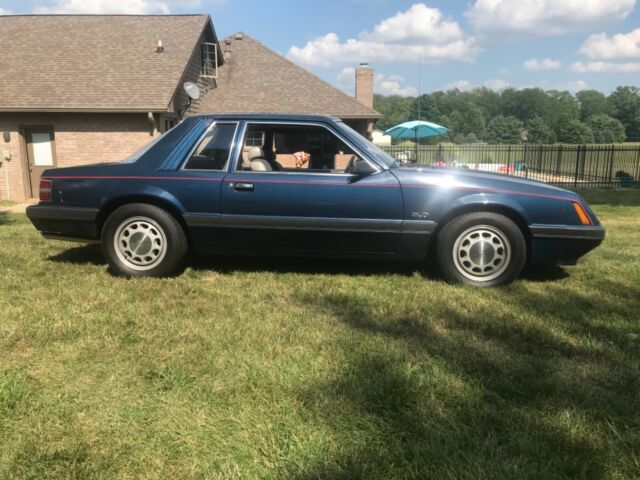 1986 Blue Ford Mustang Coupe