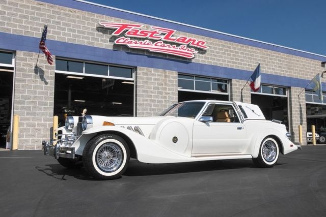 1986 White Ford Mustang Coupe